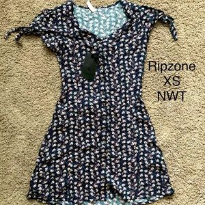 New with tags Ripzone size XS dress